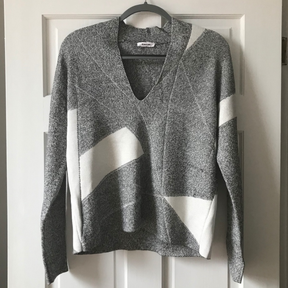 Helmut Lang - NWOT Geometric V-Neck Sweater